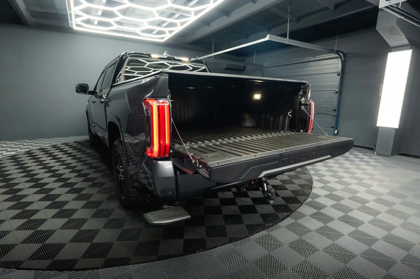 Fahrzeugabbildung Toyota Tundra PLATINUM 3.4L V6 4x4 *100%Options*19%VAT*