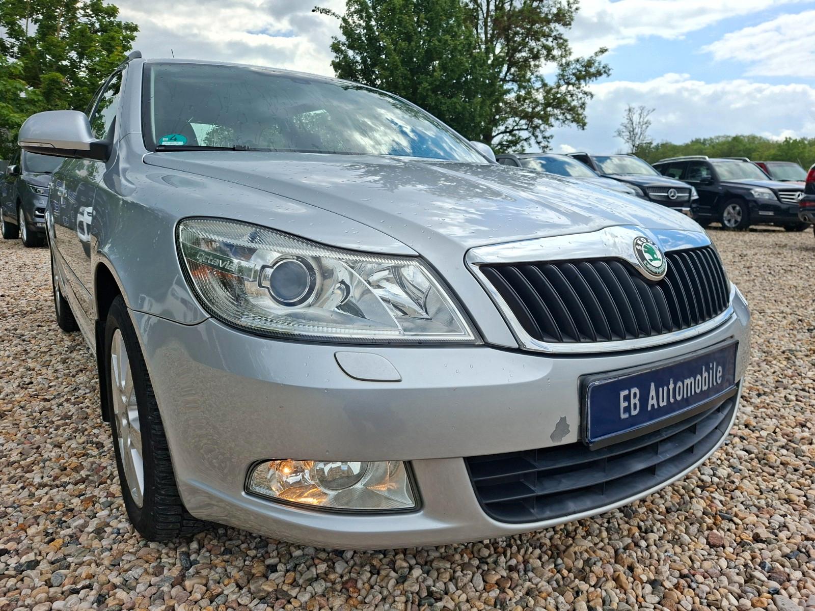 Skoda Octavia 2010 — photo 31