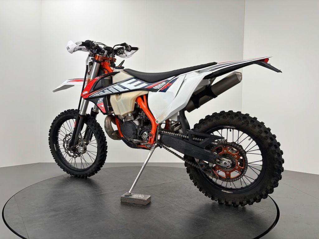 Fahrzeugabbildung KTM 300 EXC SIX-DAYS *EXCEL RÄDER *38,7 H *2.HAND