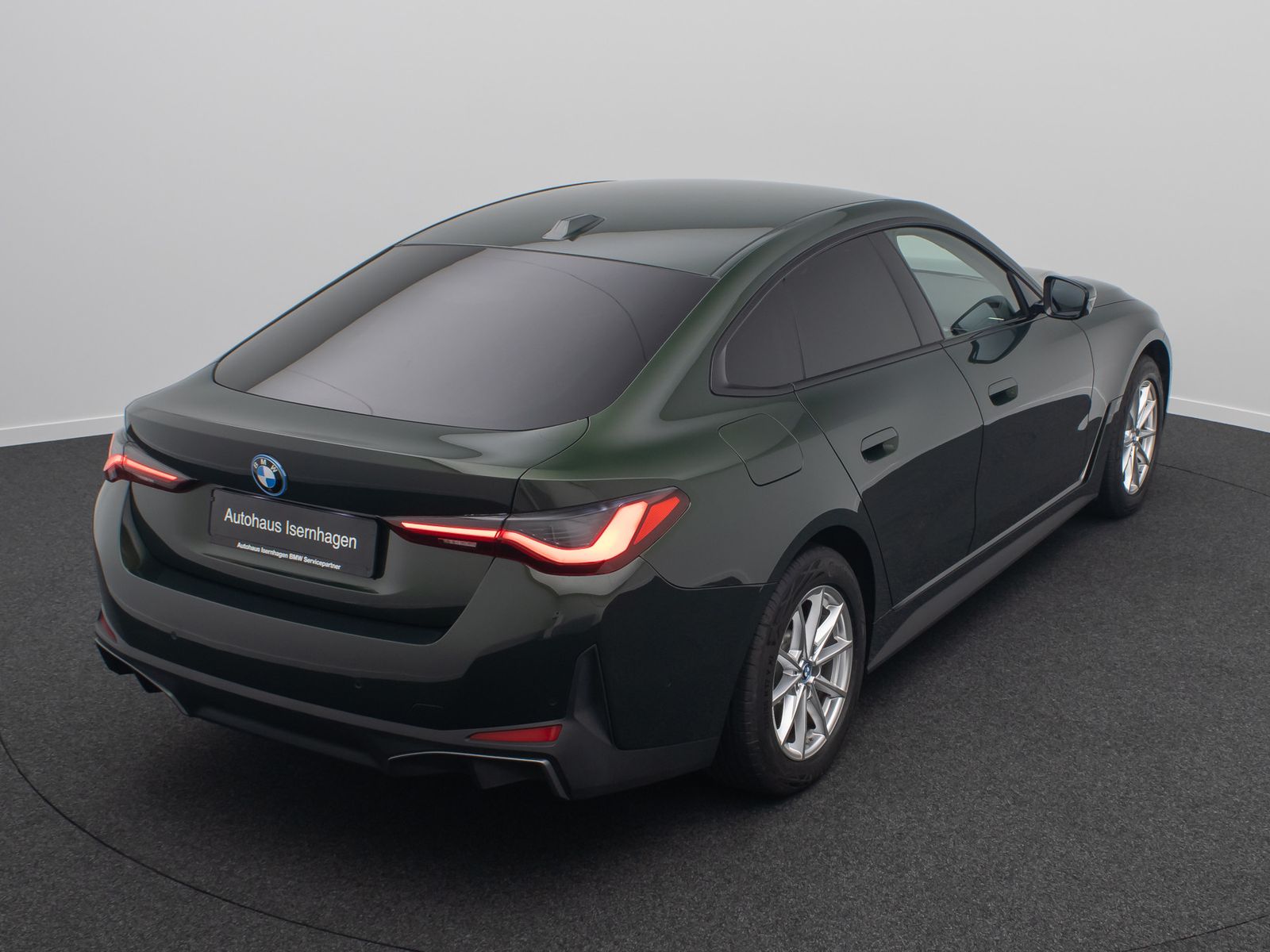 Fahrzeugabbildung BMW i4 eD35 GC Kamera GeschwindigReg DAB Widscreen