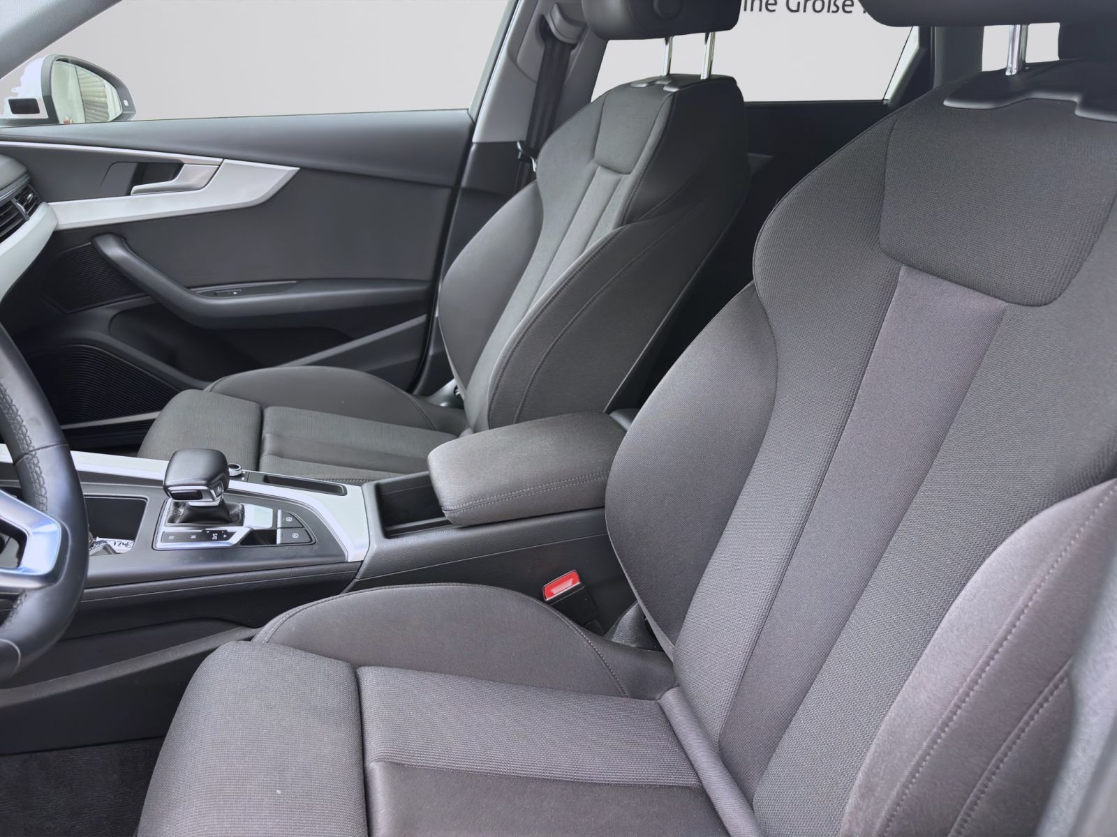 Audi A4 - Bild 10
