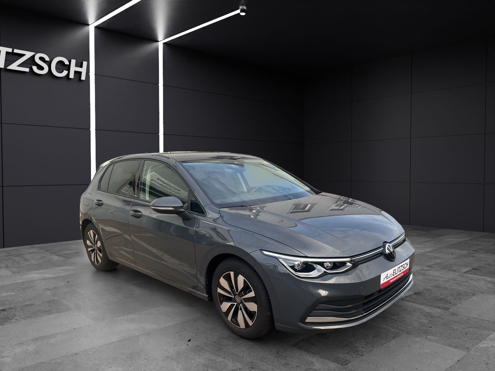 Fahrzeugabbildung Volkswagen Golf VIII TDI DSG AHK PANORAMA Kamera HuD ACC LE