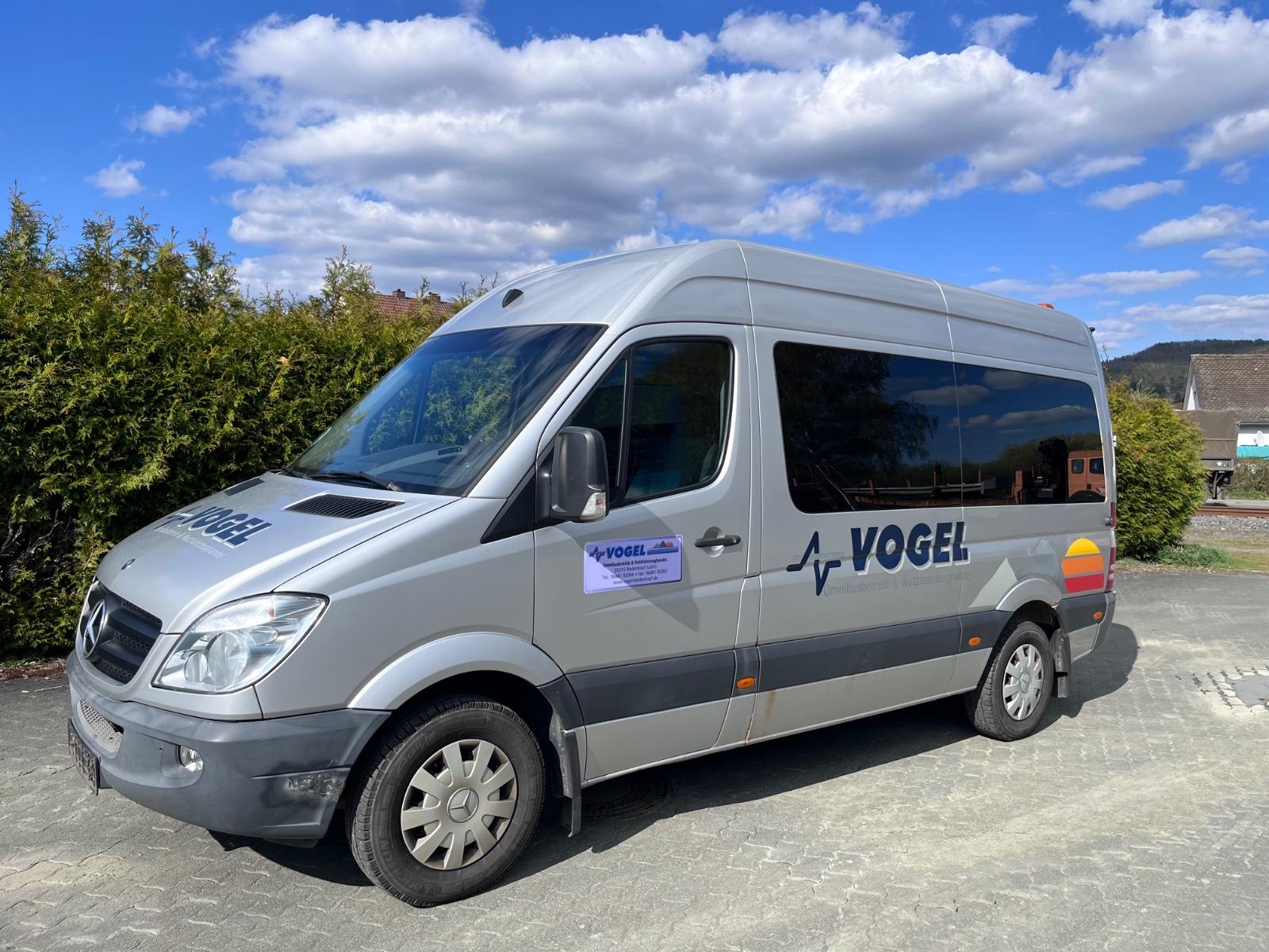 Mercedes-Benz Sprinter 215 ( 315 ) 9 Sitze - elektrische Tür -