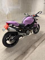 Ducati 696 Monster tiefer