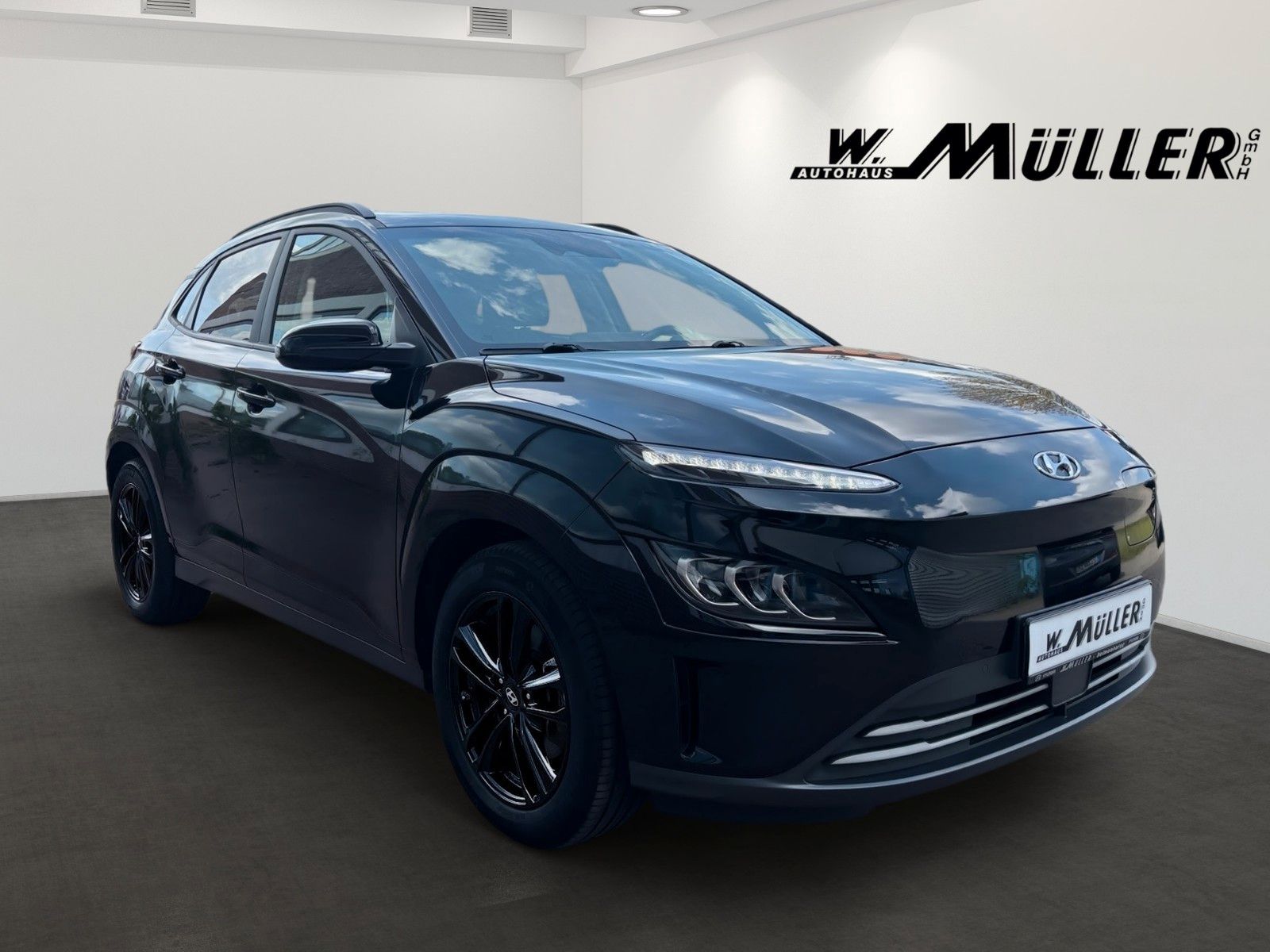 Fahrzeugabbildung Hyundai Kona Trend Elektro Assistenz-Paket & Glasschiebe