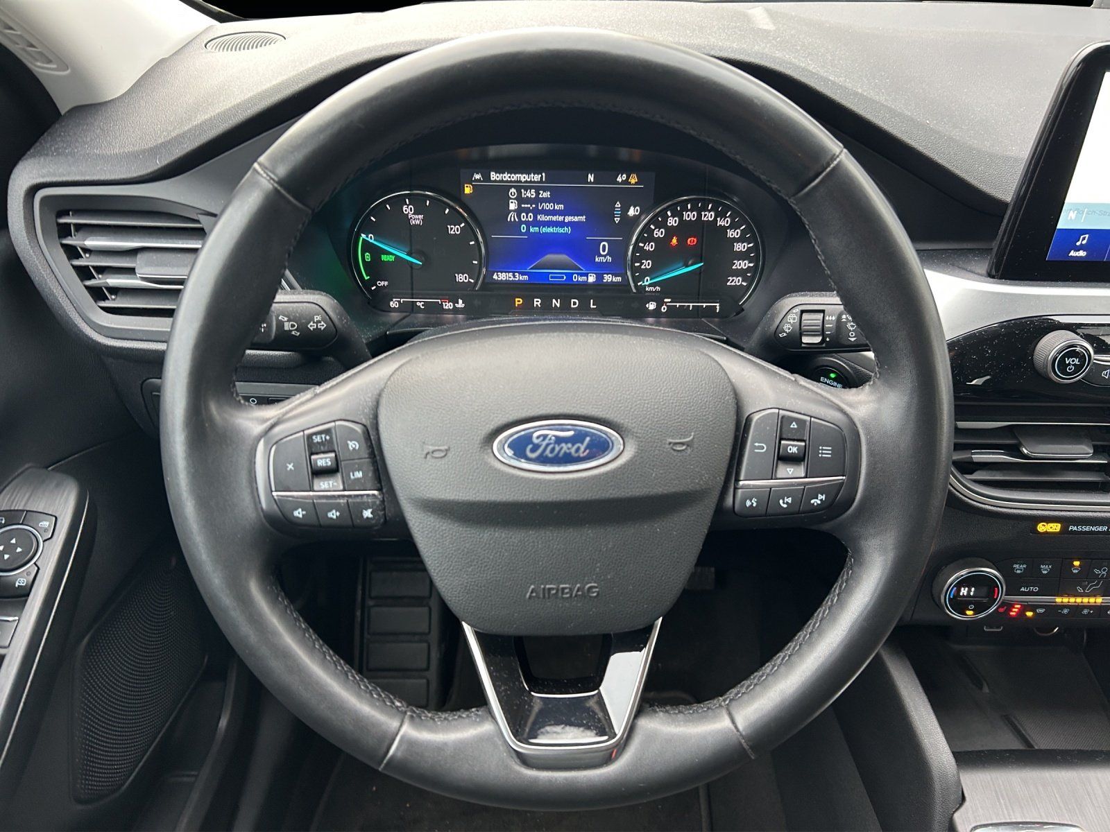 Fahrzeugabbildung Ford Kuga 2.5 PHEV Cool & Connect Aut./PDC/SHZ/NAVI/