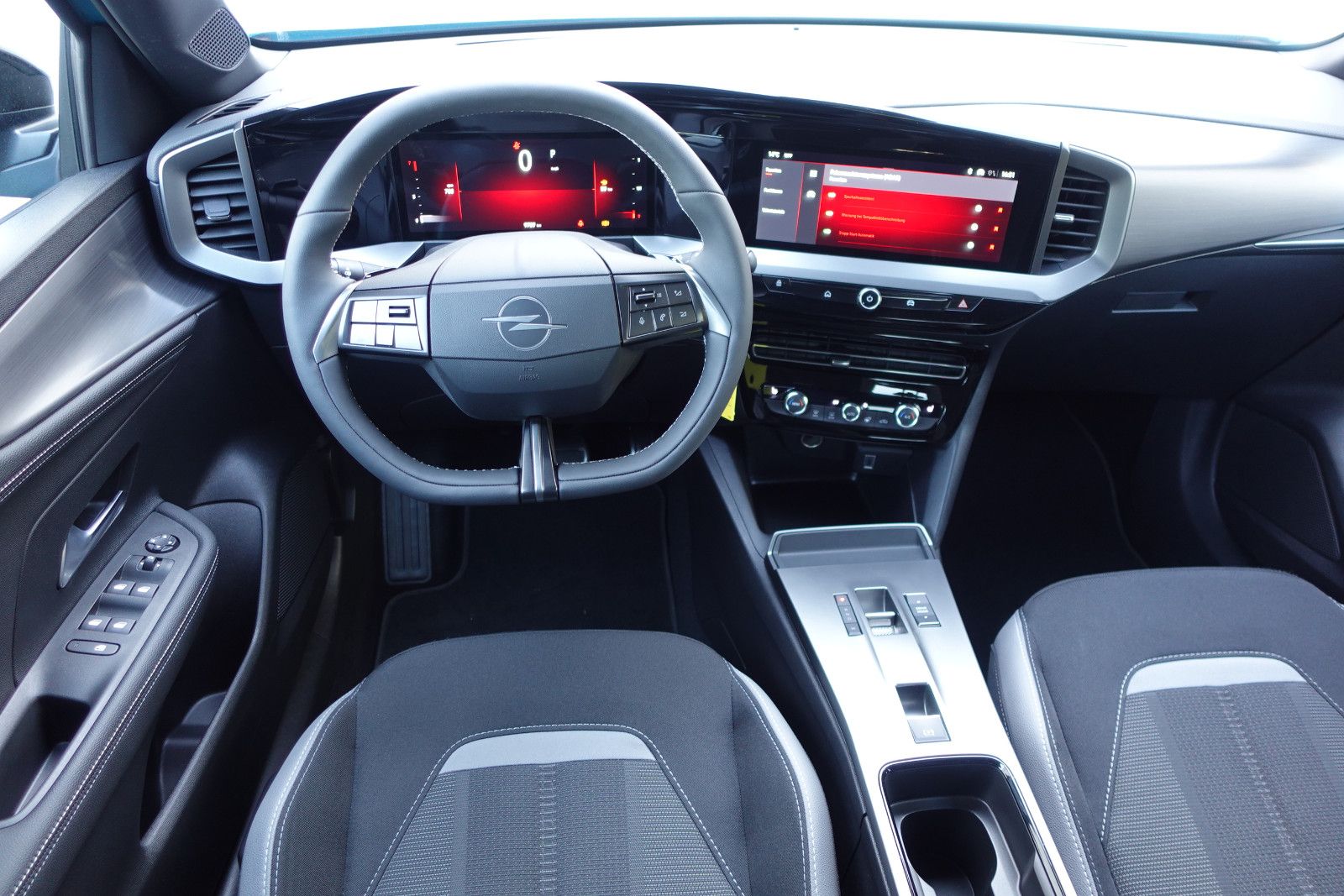 Fahrzeugabbildung Opel Mokka GS 1.2T AUTOMATIK,Kamera,Sitzhzg,Allwetter