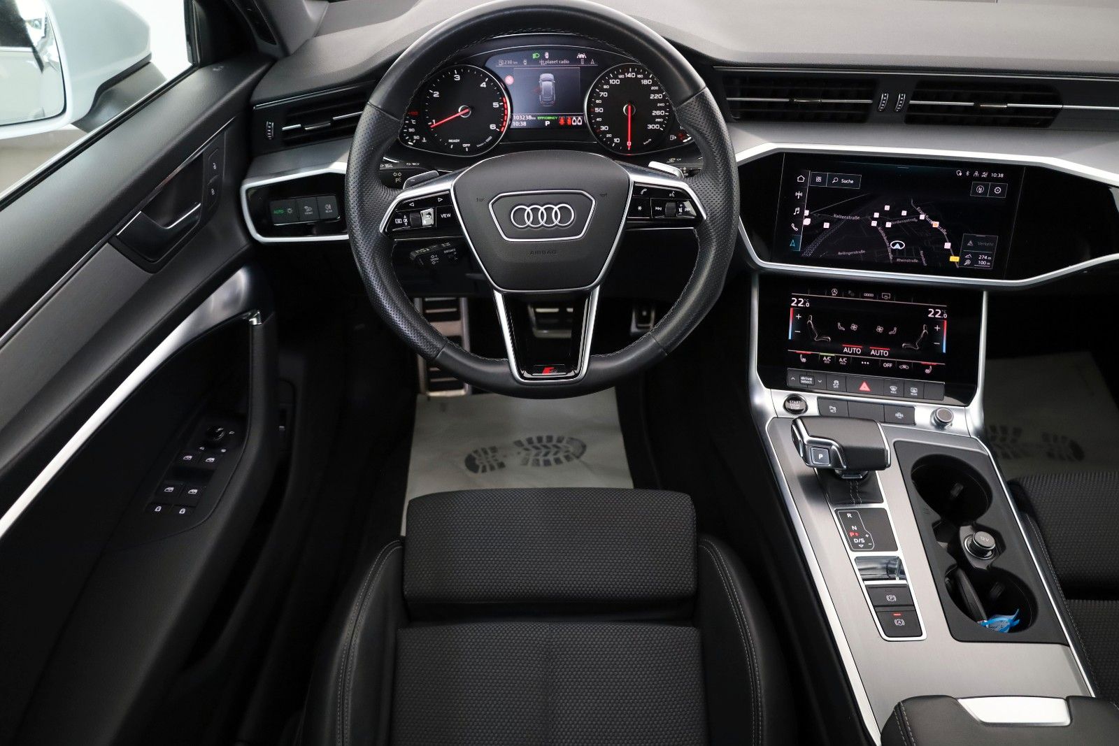 Fahrzeugabbildung Audi A6 Avant 40TDI S Line T.Leder,Navi,LED,Kamera,WR