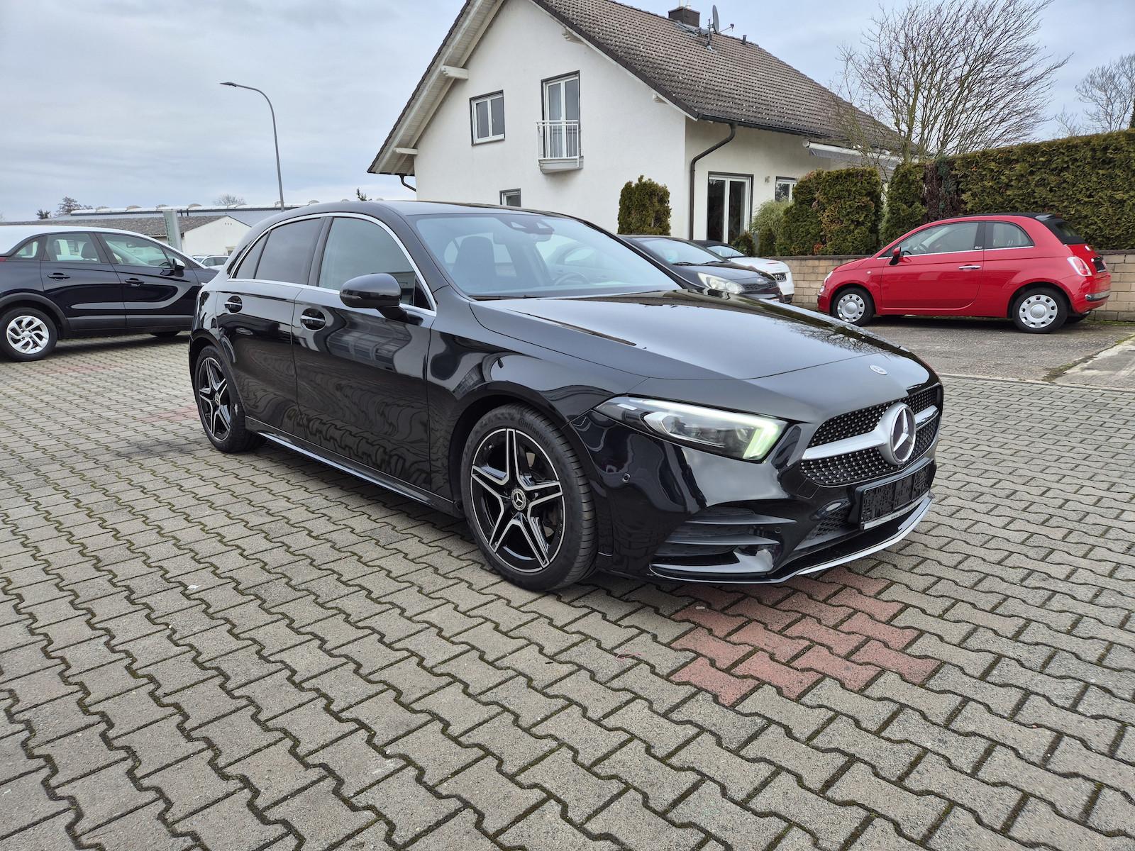 Mercedes-Benz A 200 AMG Line Rückfahrkamera, LED, Navigation, 