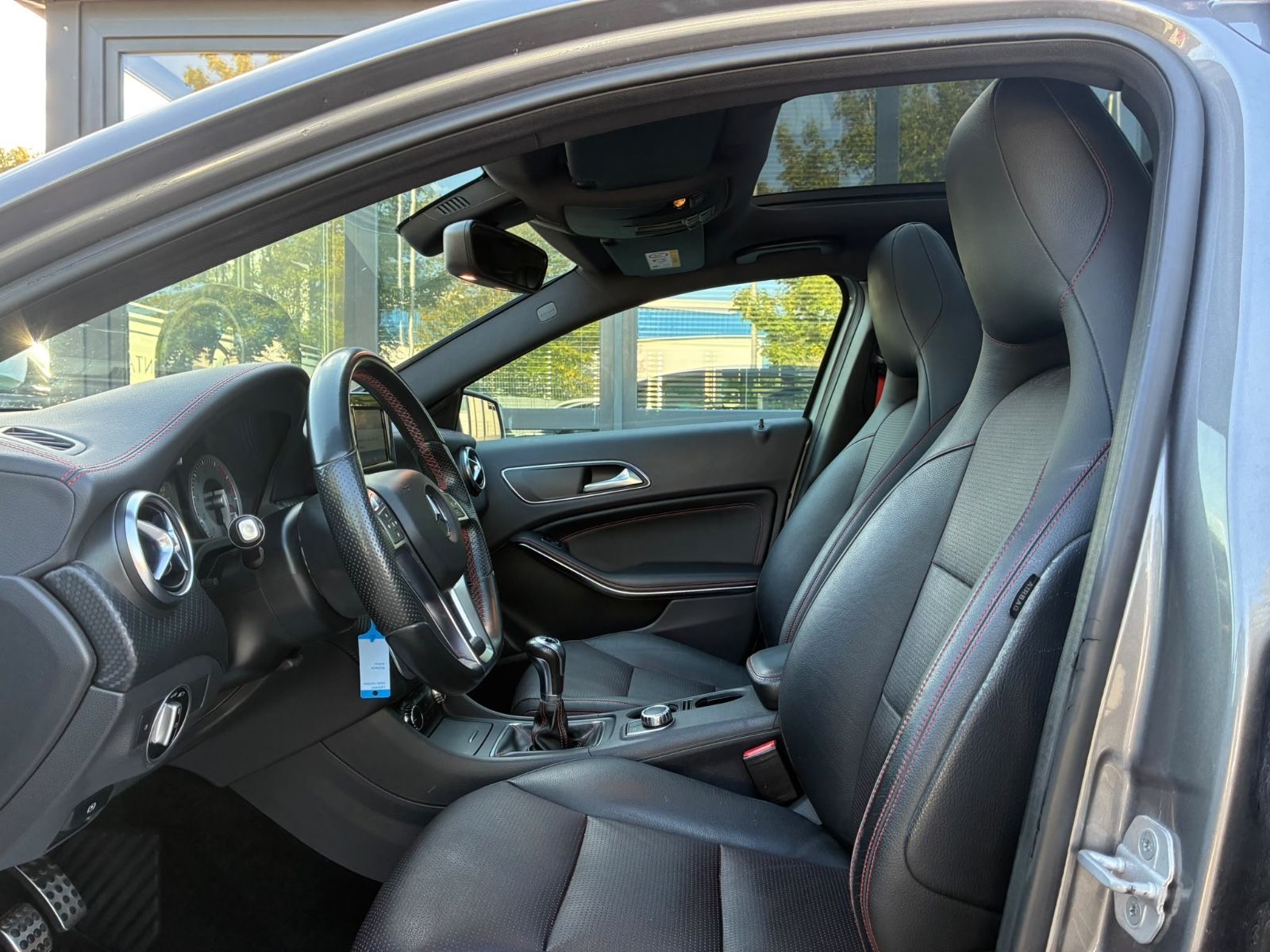 MERCEDES-BENZ A 200 A 200 AMG Line*Panorama*Carbon Interieur*, Ansicht 10