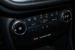 Fahrzeugabbildung Ford Puma 1,5 EcoBlue Titanium + LED + NAVI + MASSAGE