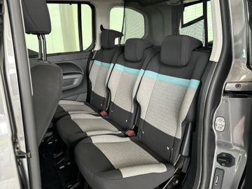 Citroën Berlingo 1.2 EAT8 KAMERA NAVI PANO SITZHZ HEADUP