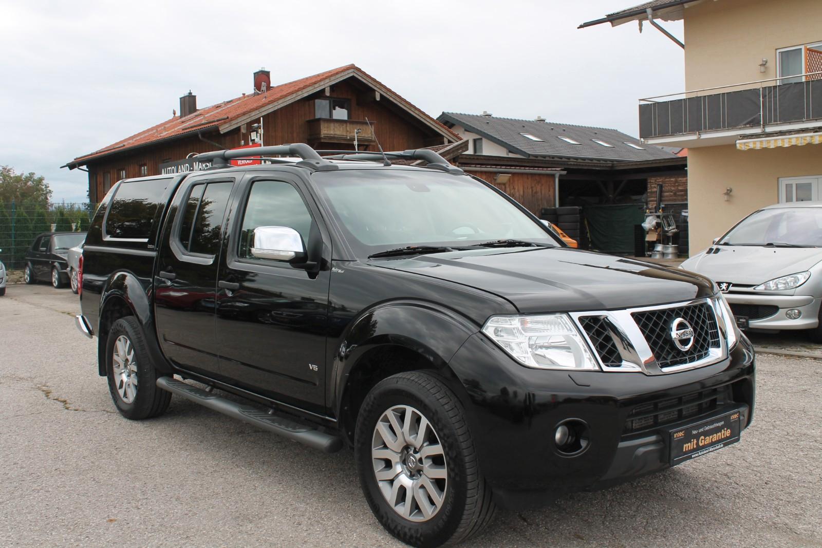 Nissan Navara LE Double Cab 3.0 dCi V6 231 ch BVA 4x4 / 112 021 km / Hardtop / Toit ouvrant / Bose / Cuir / Caméra de recul