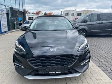 Fahrzeugabbildung Ford Focus Active AHK, Panorama, LED, Verkehrszeichen