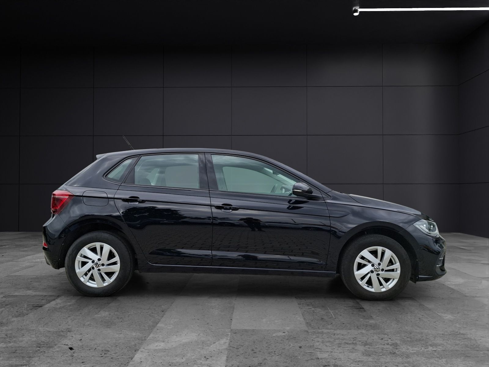 Fahrzeugabbildung Volkswagen Polo TSI Style DSG Matrix AID ACC Park-Assist SH