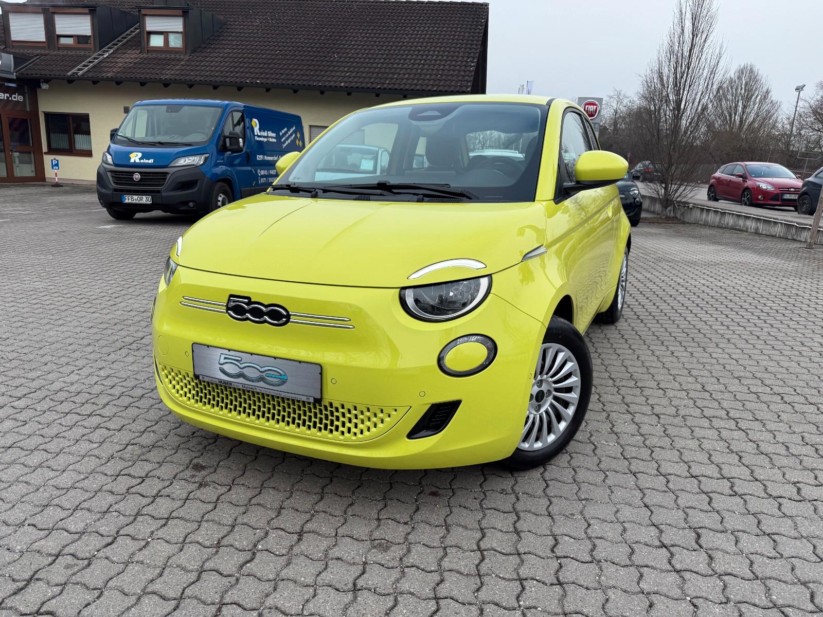 Fiat 500e Komfort-Paket Kamera SHZ PDC Klima
