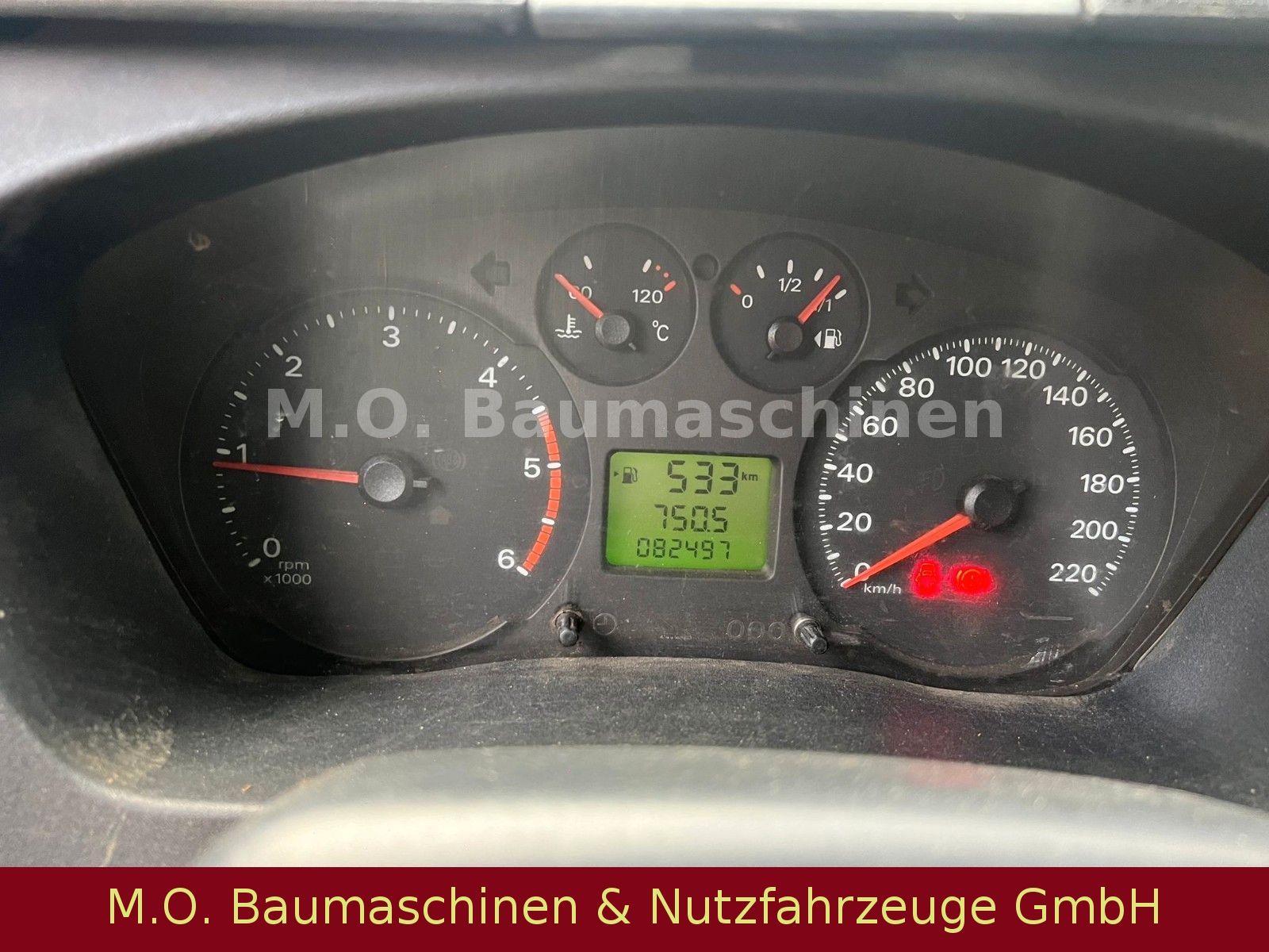 Fahrzeugabbildung Ford Transit Pritsche 115T350  Doka /