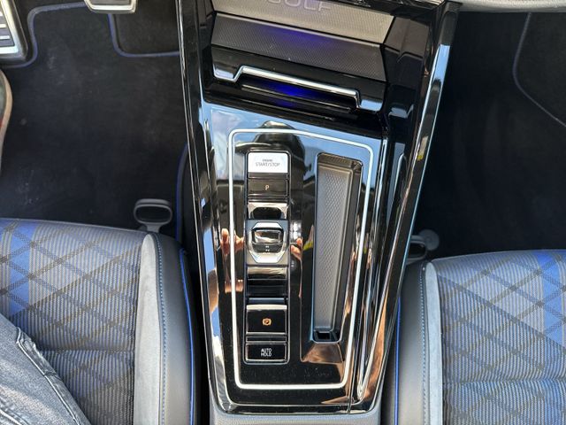 Golf VIII R 4Motion, Matrix, BlackStyle, RearVie
