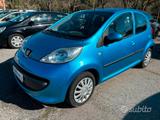 Peugeot 107 1.0 Benz neopatentti 5 porte con BLO - blaue Peugeot 107