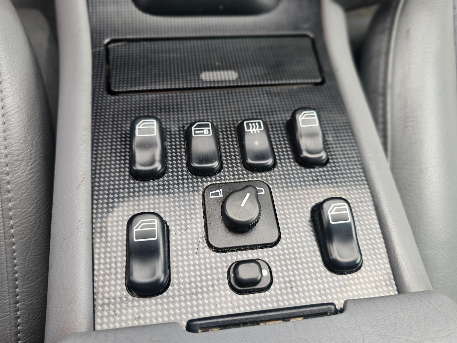 Mercedes-Benz ML 320 Automatik / TÜV neu /abn. AHK /Kein Rost