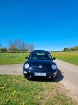 Volkswagen Beetle Cabrio schwarz  - Volkswagen Beetle aus 2003: Cabrio