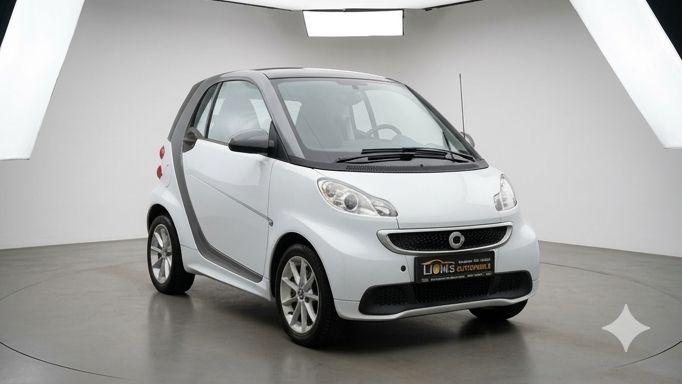 Smart ForTwo coupe Micro Hybrid Drive/TÜV NEU/SHZ/ALU