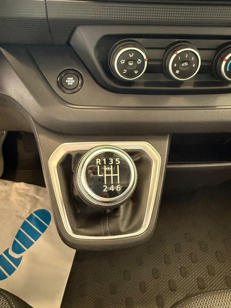 Fahrzeugabbildung Nissan Primastar Kastenwagen L1H1 3,0t N-Connecta