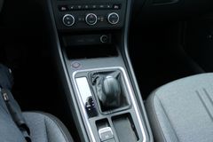 SEAT Ateca 2.0 TDI Style DSG LED Navi Ahk Fahrass Rfk SEAT Ateca 2.0 TDI Style DSG LED Navi Ahk Fahrass Rfk