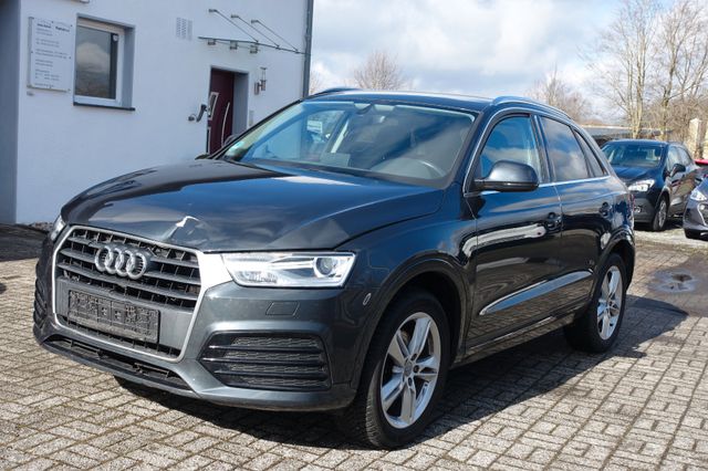 Audi Q3 sport- Xenon - Sitzheizung - Navi - Alufelgen