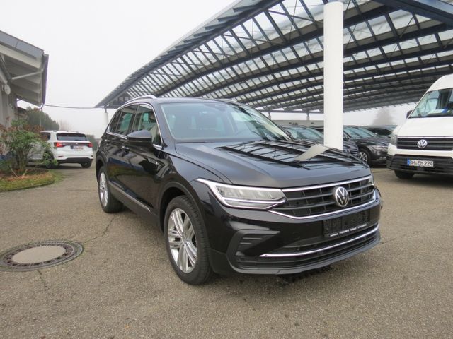 Volkswagen Tiguan Life 4Motion,DSG,Navi,LED,ACC,5J-Garant