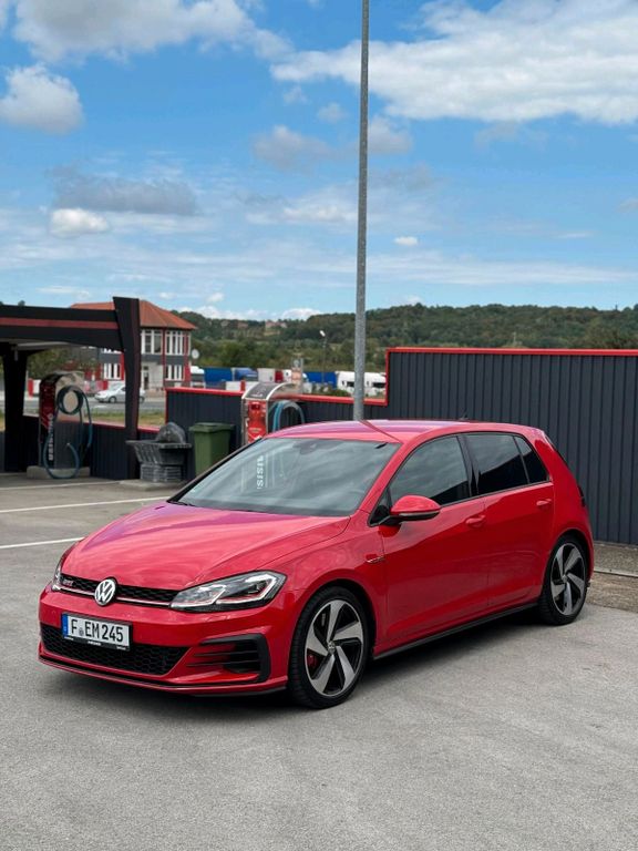 Image of Volkswagen Golf