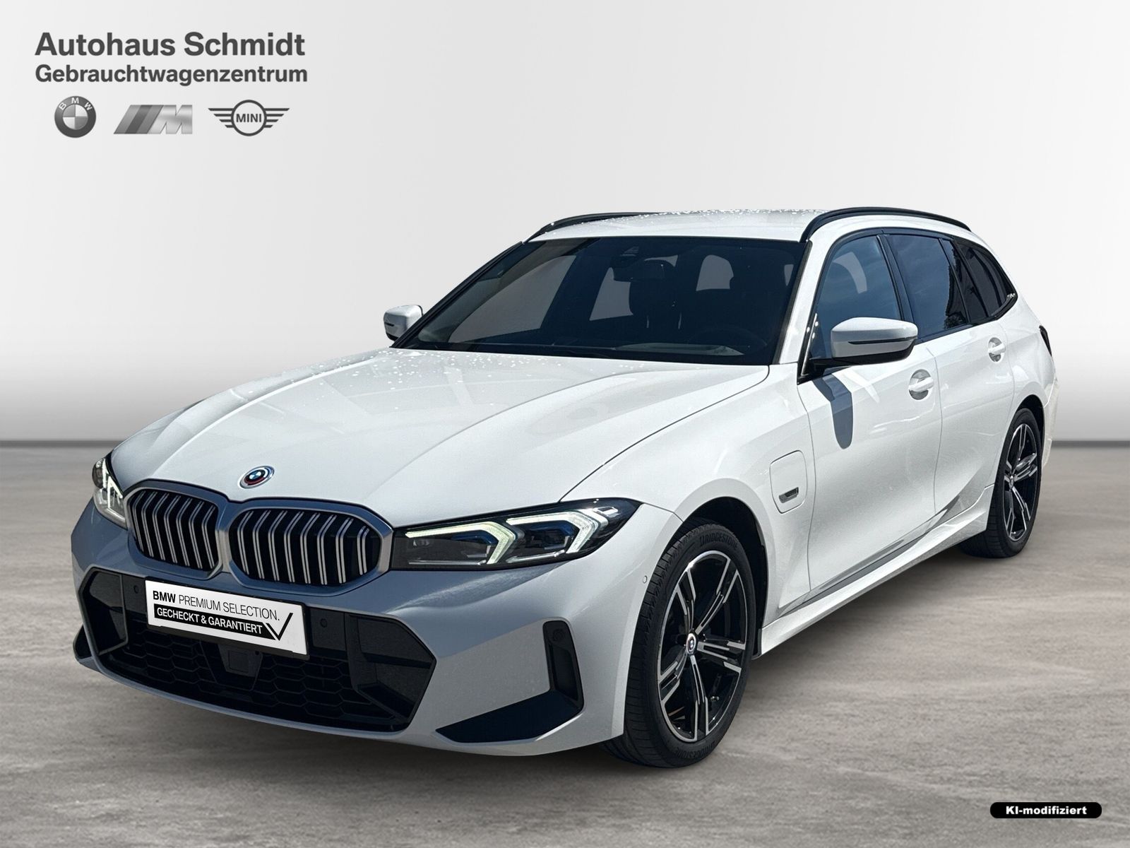 BMW 330e Touring M Sportpaket LC Prof. HUD HiFi Adap foto 1