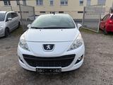 Peugeot 207 - Peugeot 207: Weiß