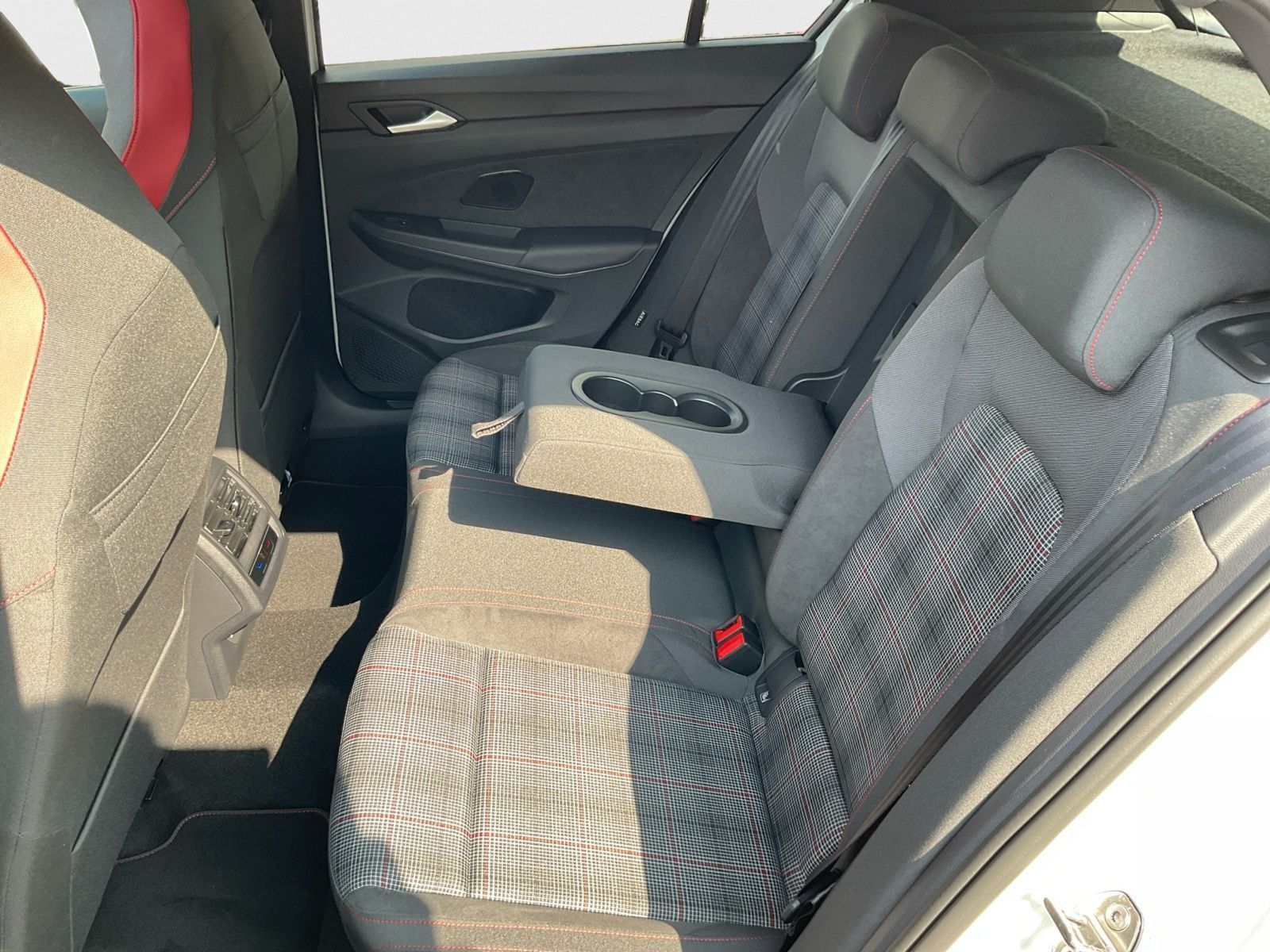 Volkswagen Golf - Bild 13