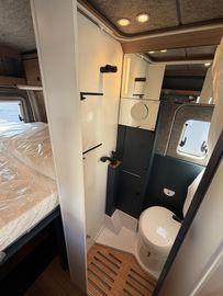 HYMER  ERIBA  HYMERCAR Eriba Car 600 Schlafdach Chassis+Winterpaket 12