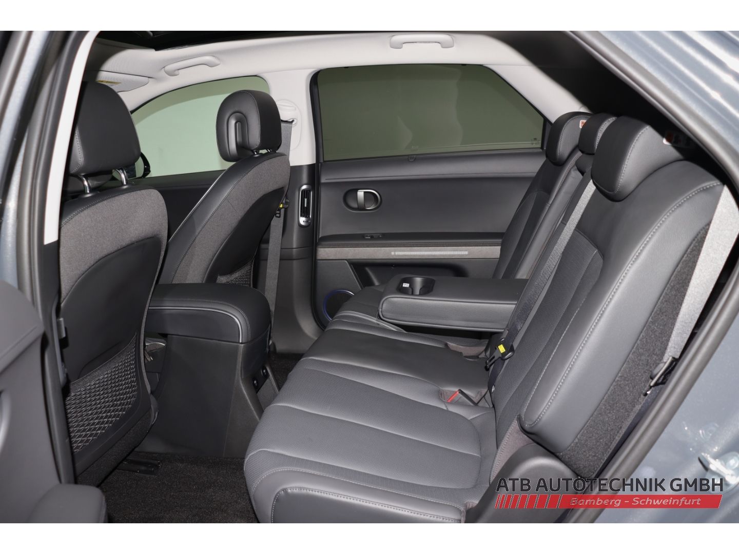 Fahrzeugabbildung Hyundai IONIQ 5 MY26 84 kWh 229 PS UNIQ Pano.-Glasdach,