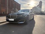 BMW 730d Facelift | Scheckheft | Massage | 360° - BMW 7er Reihe: Facelift