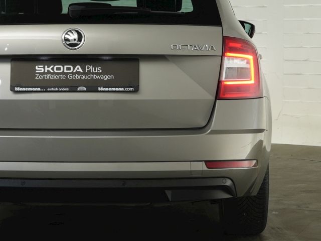 Octavia COMBI AMBITION TDI+NAVI+SITZHEIZUNG+PARK