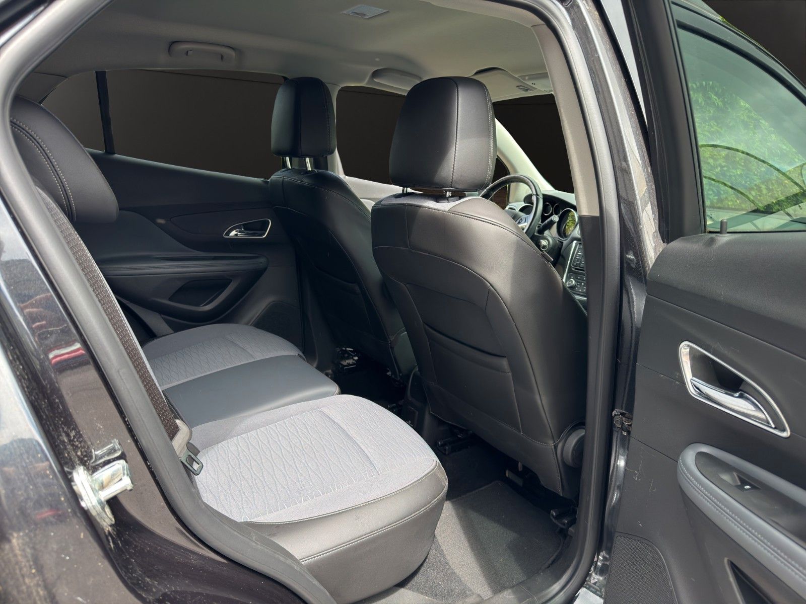 Fahrzeugabbildung Opel Mokka Innovation 4x4 Klima/Navi/Xenon/TÜV NEU