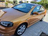 Opel Astra Coupé 2.2 16V - Automatik - Opel Astra Coupé 16v coup mit Benzin-Antrieb