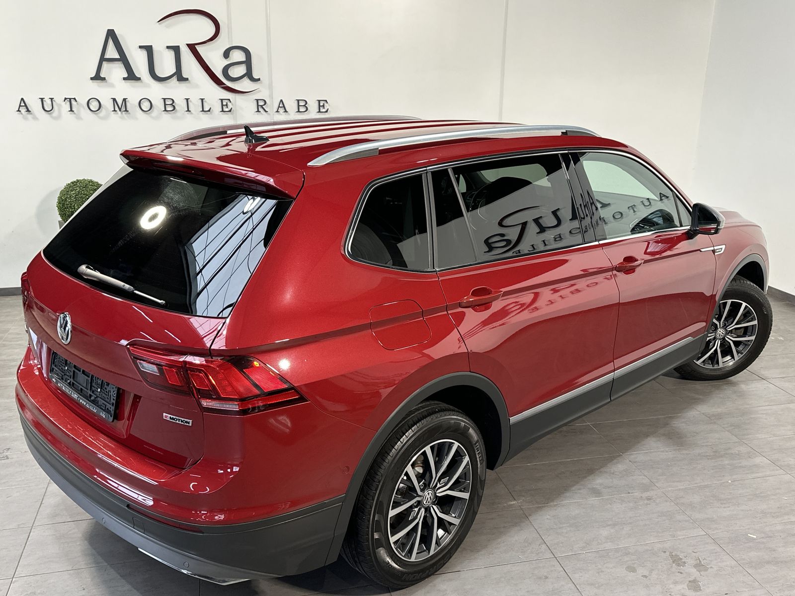 Fahrzeugabbildung Volkswagen Tiguan Allspace 2.0 TDI DSG CL 4M NAV+LED+AHK+PP