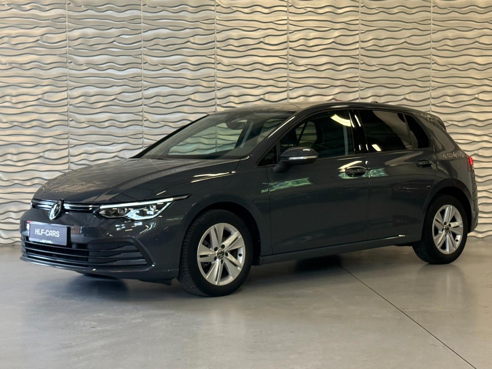 Volkswagen GOLF VIII 1.5 TSI LIFE*SHZ*LED+*AMBIENTE*NAVI*