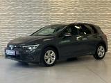 Volkswagen GOLF VIII 1.5 TSI LIFE*SHZ*LED+*AMBIENTE*NAVI* - VW Golf von 2023