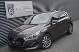 Hyundai I30 YES! SITZHEIZUNG|APPLE|KAMERA|TEMPOMAT|NAVI - Hyundai i30 Gebrauchtwagen in Düsseldorf