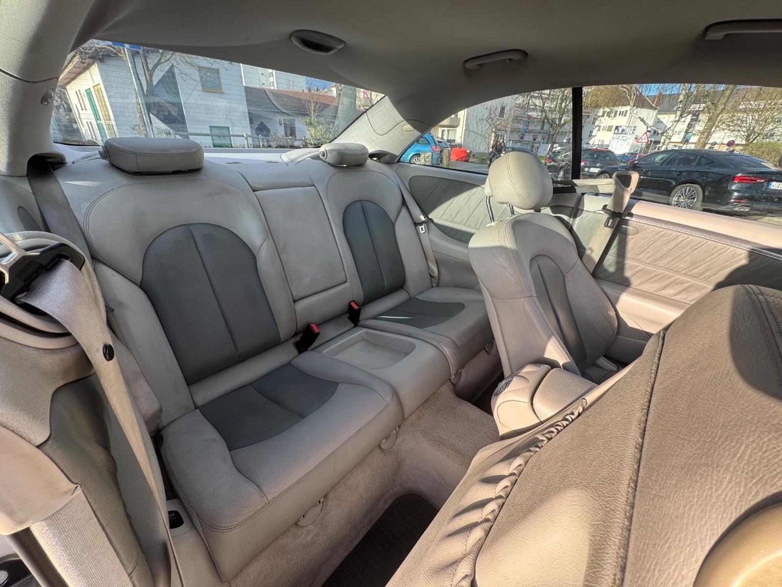 Mercedes-Benz CLK 270 CDI AVANTGARDE AUTOMATIK+LEDER+ALU