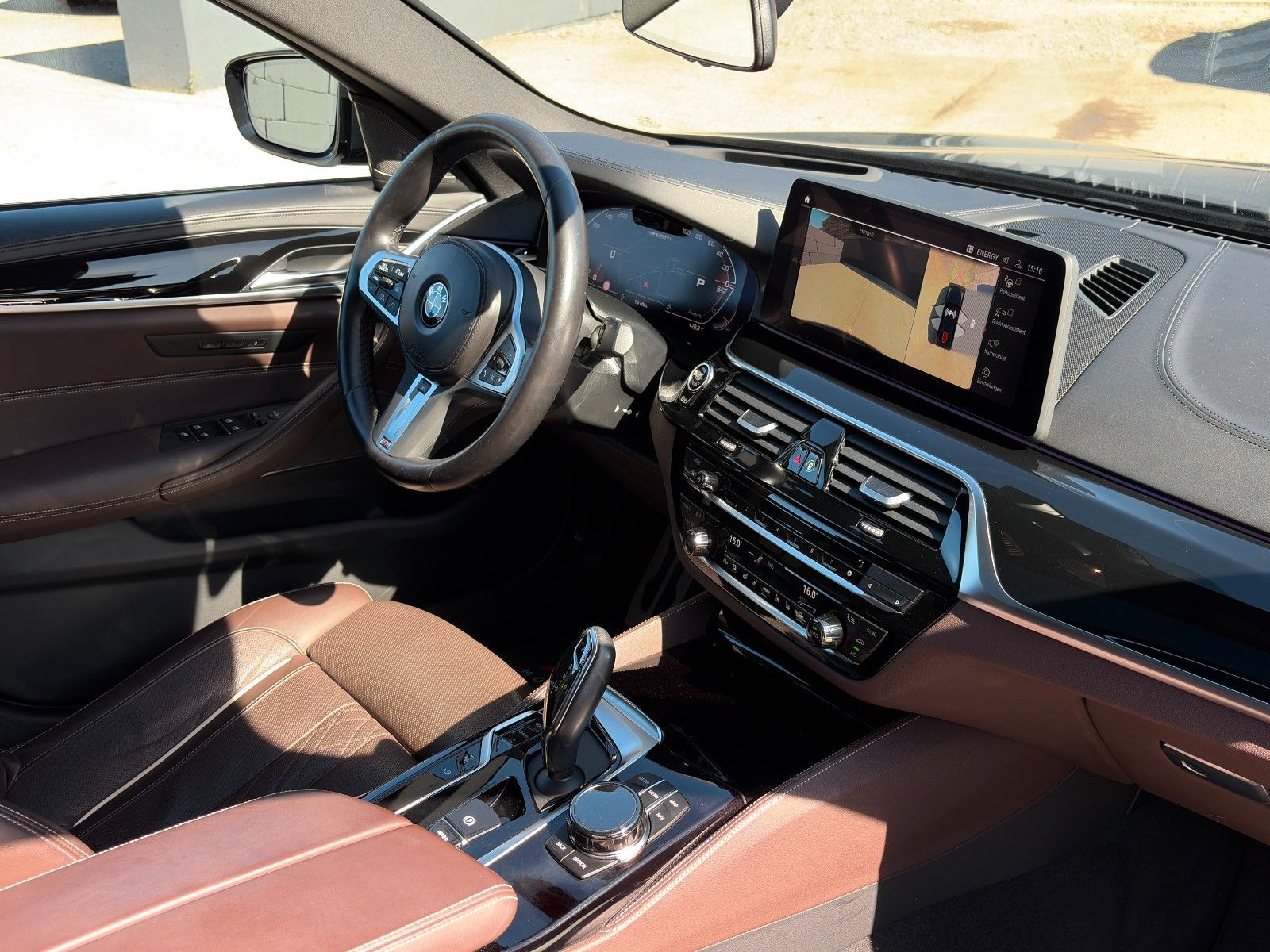 Fahrzeugabbildung BMW M550i xDr GSD Laser HuD 360° DAProf SBL H&K AHK