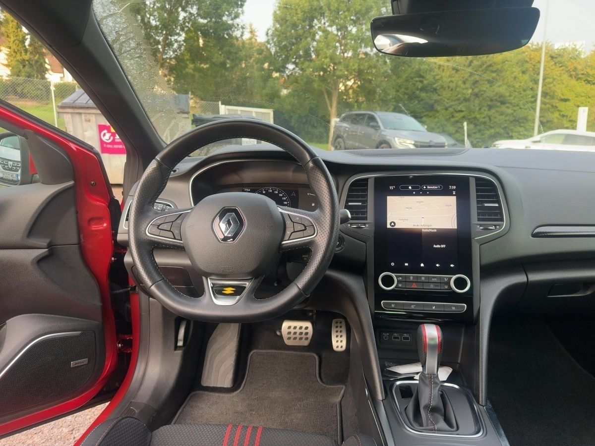 Fahrzeugabbildung Renault Megane R.S. LINE TCe 160 EDC