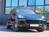 Porsche Cayenne S Diesel Sport-Chrono Softclose PanoDach - Porsche Gebrauchtwagen in Grevenbroich