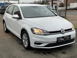 Volkswagen Golf VII Comfortline 1.6 TDI SHZ CarPlay Kamera - Volkswagen Golf mit Diesel-Antrieb: 1.6