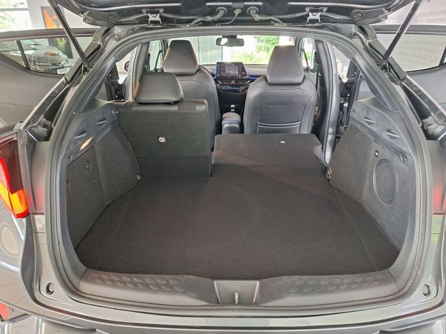 Toyota C-HR 2.0 Hybrid Style Selection